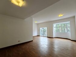 La Suisse (D11), Terrace #562312291